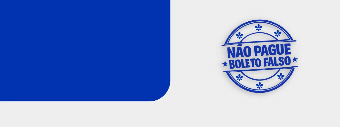 Duas pessoas em casa, sorrindo e colaborando, usam um notebook em um ambiente claro e acolhedor, transmitindo parceria e tranquilidade.